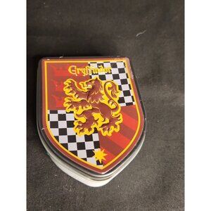 Gryffindor Crest Tin, Harry Potter, Hogwarts, Wizarding World Warner Brothers HP